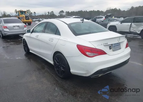 2019 Mercedes-Benz Cla 250 4Matic z USA, uszkodzony, nr VIN WDDSJ4GB2KN716916